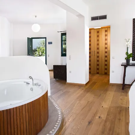 Tharroe Of Mykonos Boutique Hotel Mykonos Town